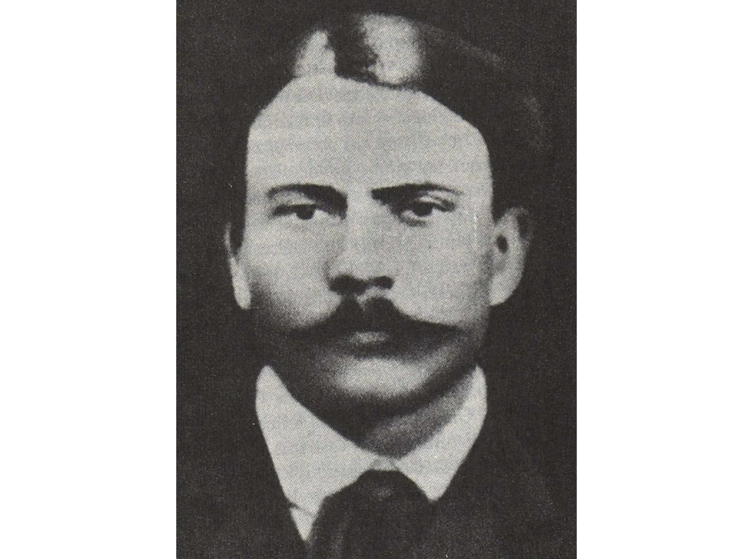 Ritratto fotografico di Dino Campana, 1912.