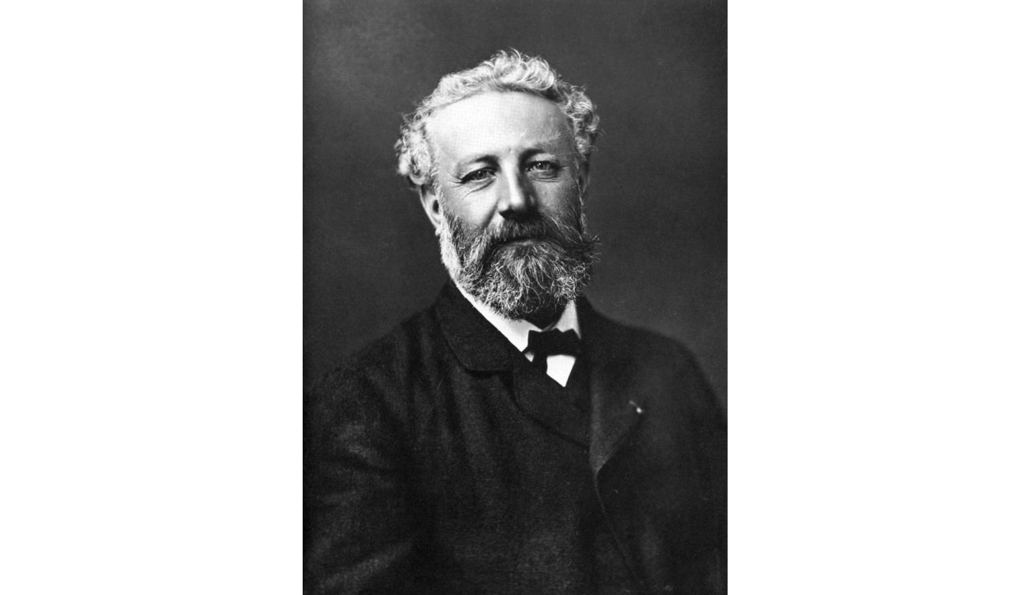 Jules Verne ritratto dall'amico fotografo Felix Nadar, 1878 circa.